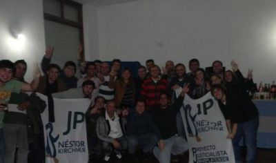 Presentaron la JP N�stor Kirchner