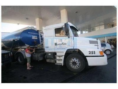 El Sindicato de Camioneros acataron la conciliaci�n obligatoria en todo el pa�s, menos en Entre R�os