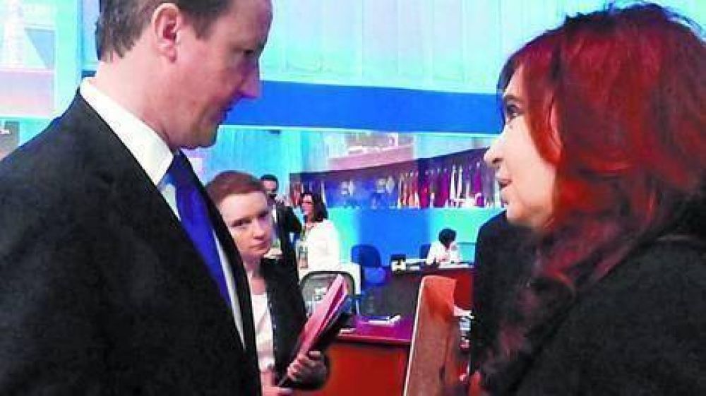 Cristina y Cameron se cruzaron en el G-20 por Malvinas