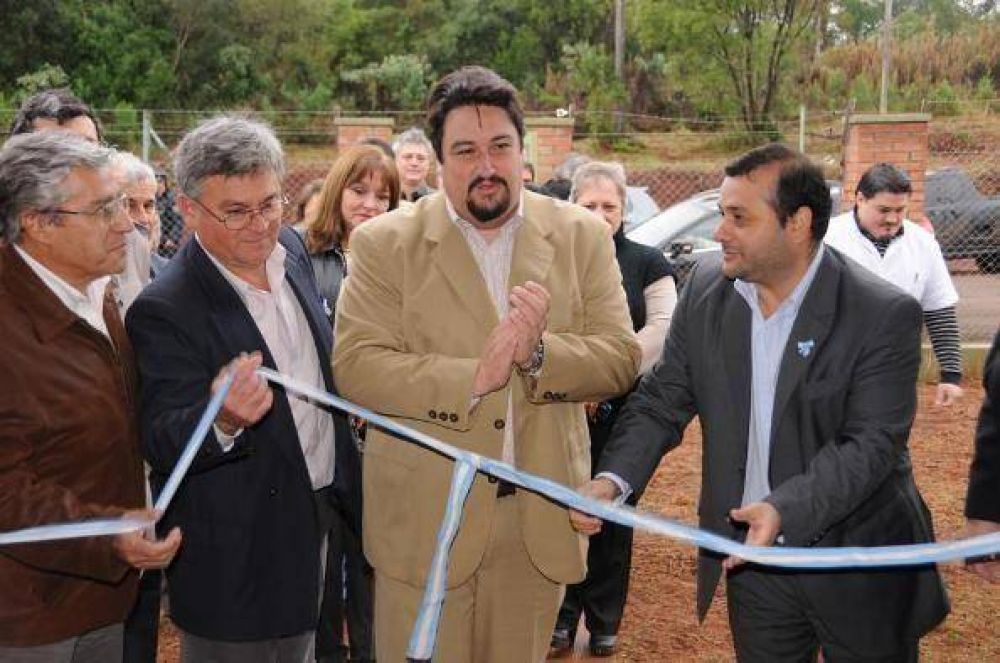 Inauguraron un Caps en San Jos�