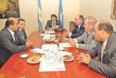 Por la crisis, acordaron elegir jueces interinos