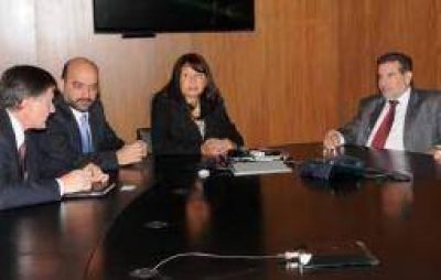Beder ratific� su intenci�n de aportar terrenos fiscales a PRO.CRE.AR