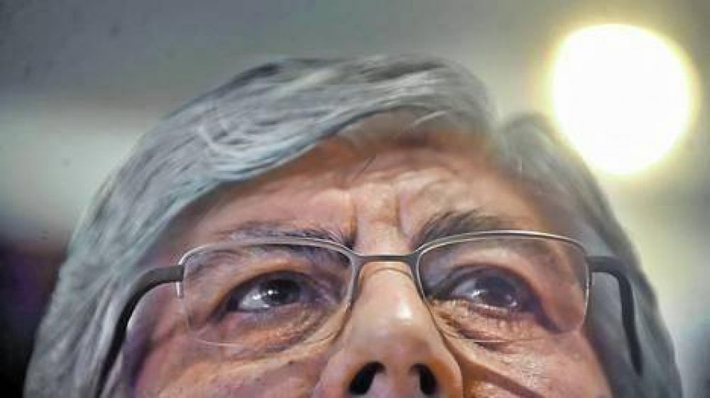 Moyano acort� el paro, pero marcha a la Plaza de Mayo