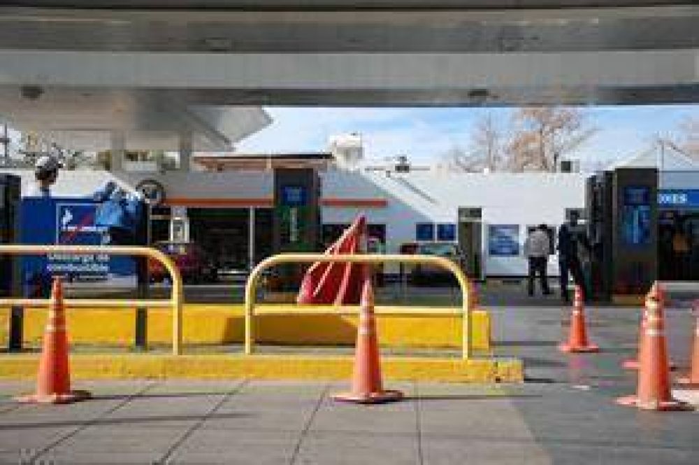 Levantaron el paro de los transportistas de combustible