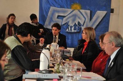  Aprobaron expropiaci�n de tierras en El Frutillar