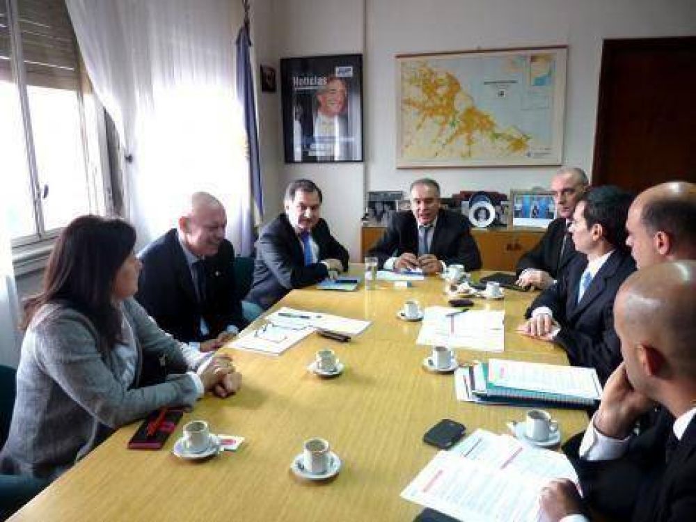 Acuerdan reflotar las viviendas