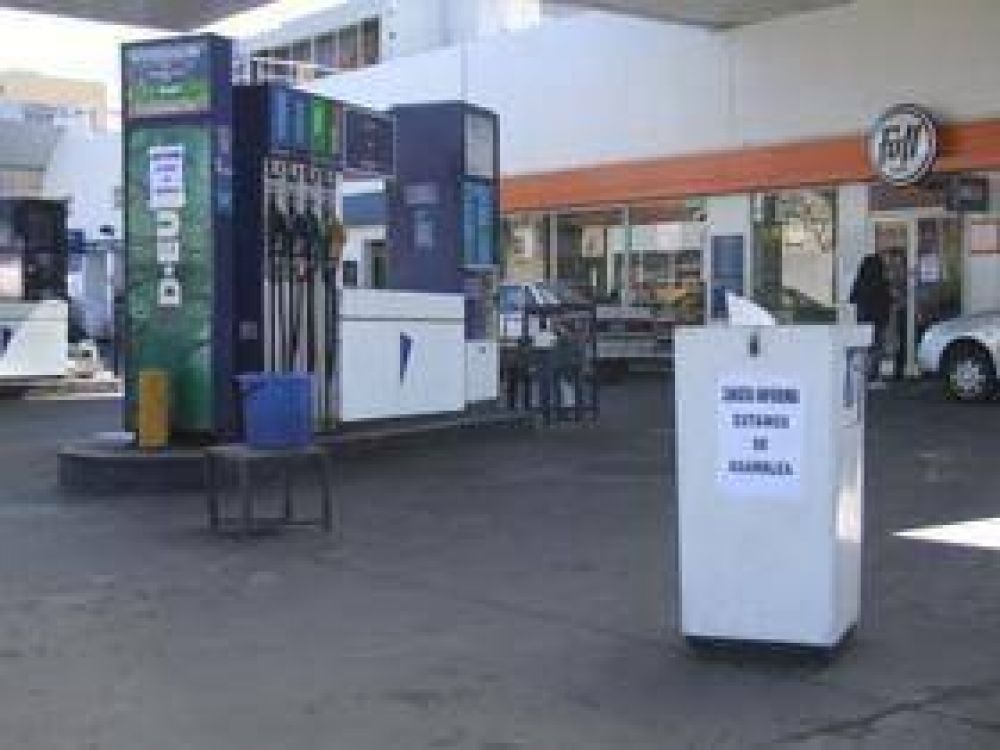 Combustible: reci�n el fin de semana se normalizar� el suministro