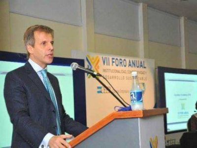 Redrado estuvo en Paran� y advirti�: �O baja la Inflaci�n o sube el tipo de cambio� 