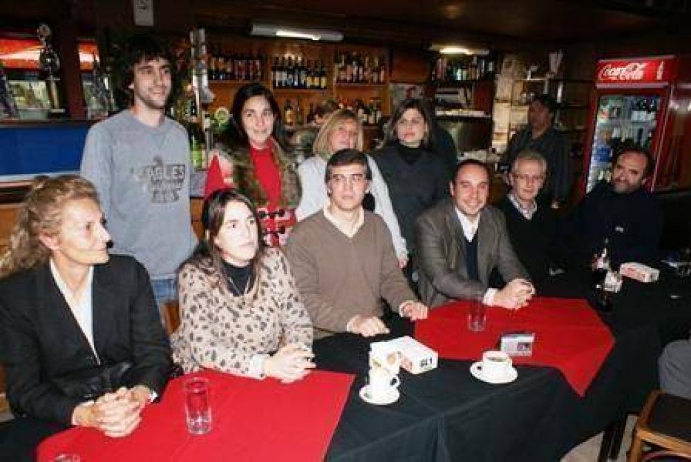 La lista 1027 cerr� su campa�a convocando a los afiliados a votar 