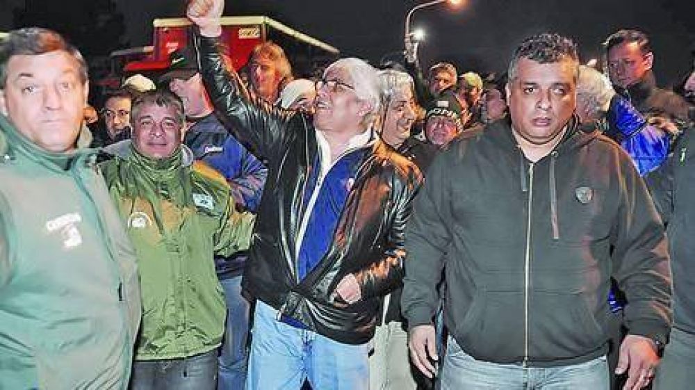 El camionero busca m�s aliados para su movilizaci�n a la Plaza