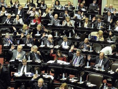 Todo el arco pol�tico argentino coincidi� en repudiar la destituci�n de Lugo