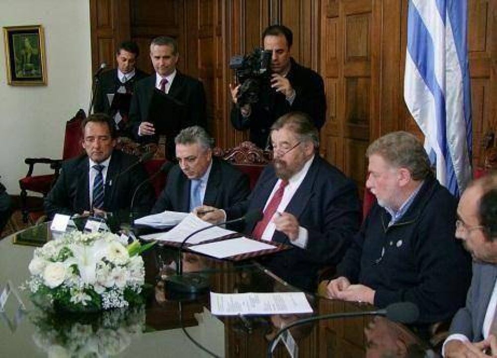 Tigre, San Fernando y Escobar est�n hermanados con Colonia