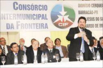 �Es una obra que representa un verdadero fen�meno de integraci�n�, dijo Closs