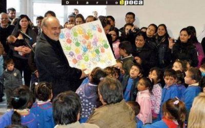 El Gobernador con la premisa de inaugurar escuelas en el interior