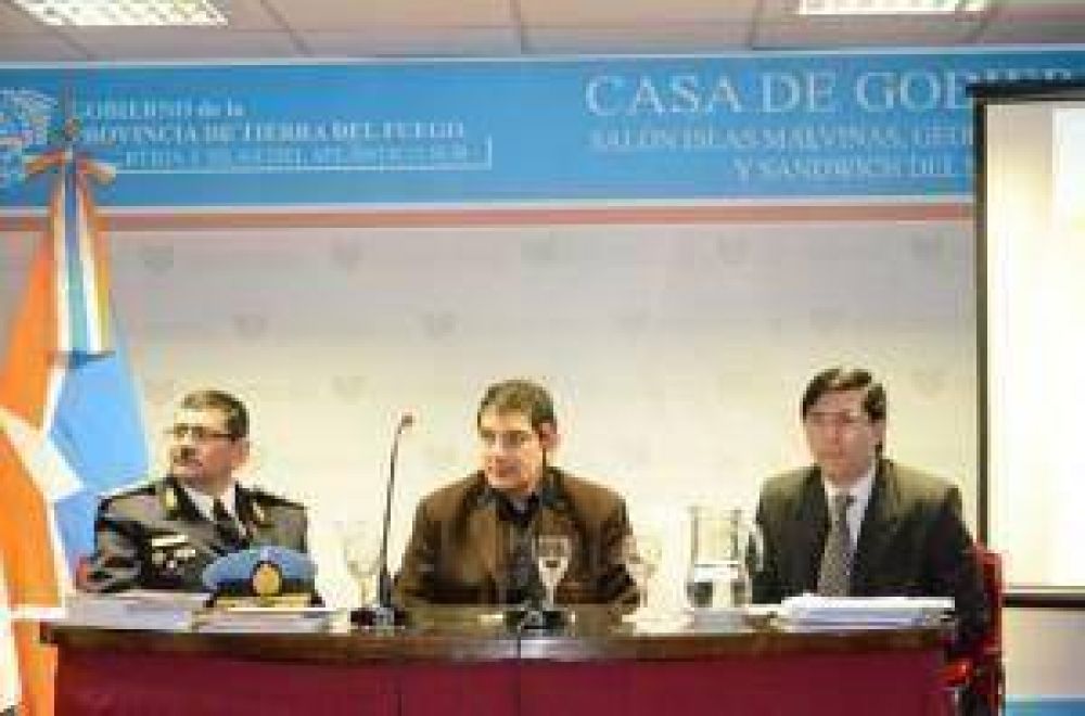 Gobierno dio inicio al Programa de Formaci�n en Derechos Humanos