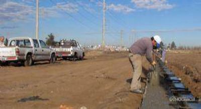 Contin�an las obras en la avenida Alvear 