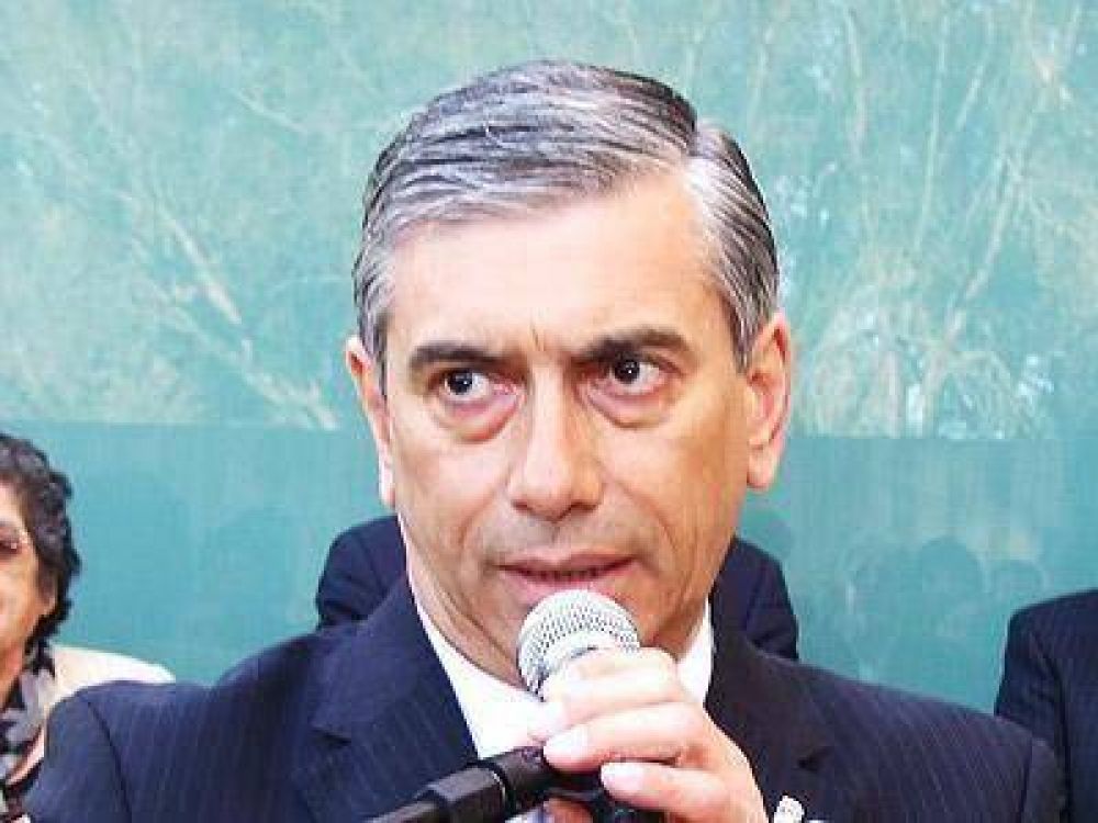 Di Sabatino rechaz� el paro de Moyano