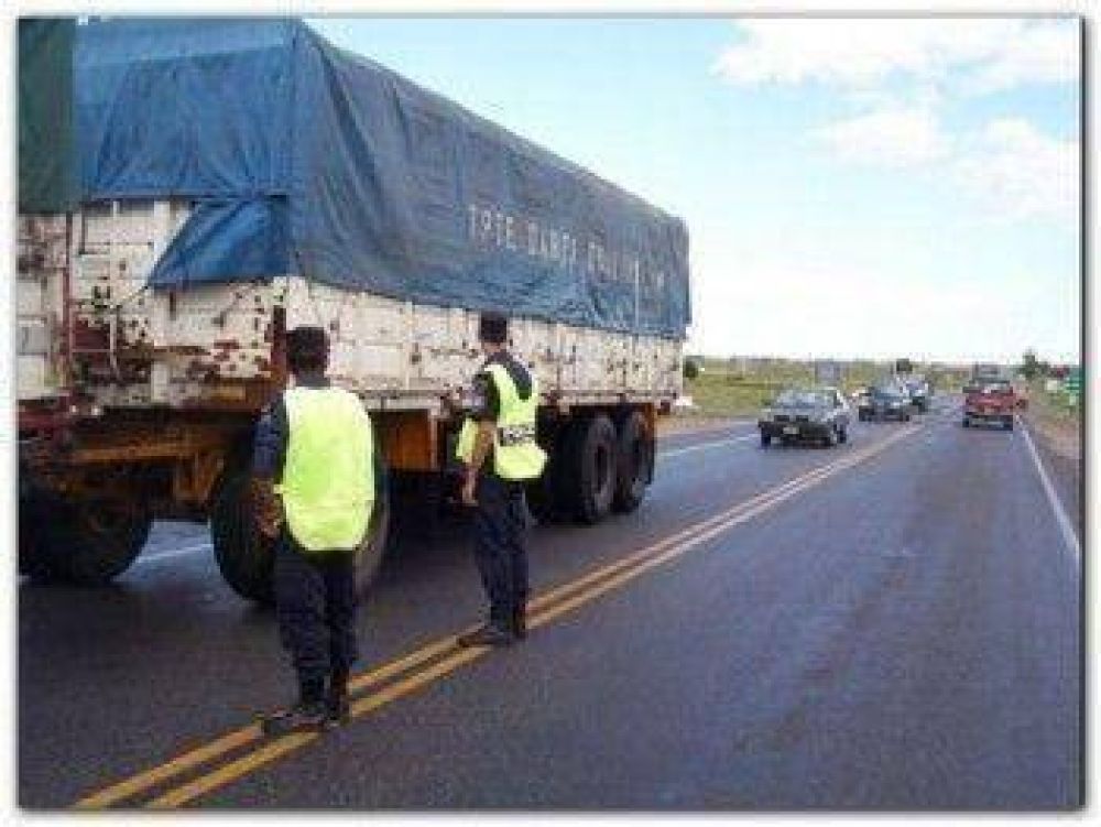 Piratas del asfalto robaron 60 mil pesos a un camionero en Campo Ram�n