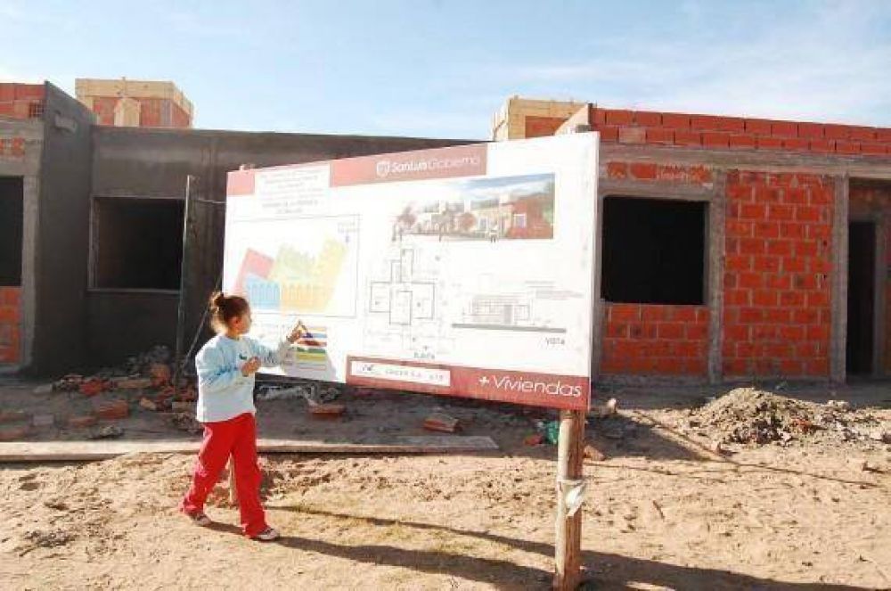 Este s�bado se realiz� una nueva visita en las obras del plan de vivienda Progreso