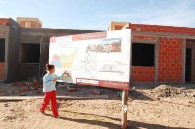 Este s�bado se realiz� una nueva visita en las obras del plan de vivienda Progreso