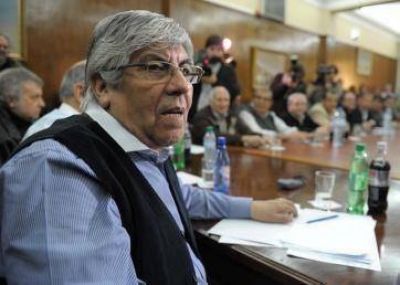 Hugo Moyano ofrece su cabeza a cambio