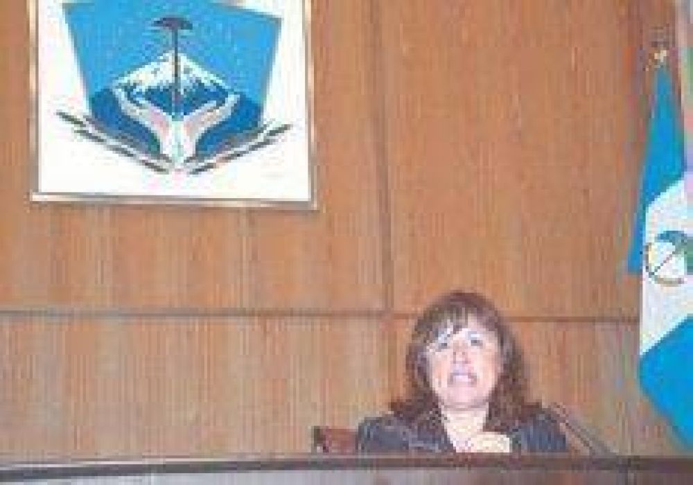 �Apelo a la racionalidad de los docentes y de estatales a la hora de reclamar�.
