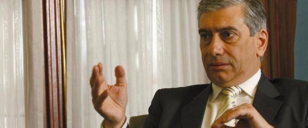 "Moyano ahora forma parte de un plan de desestabilizaci�n"
