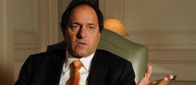 Scioli sobre Moyano "es un momento de colaborar, de no confrontar"
