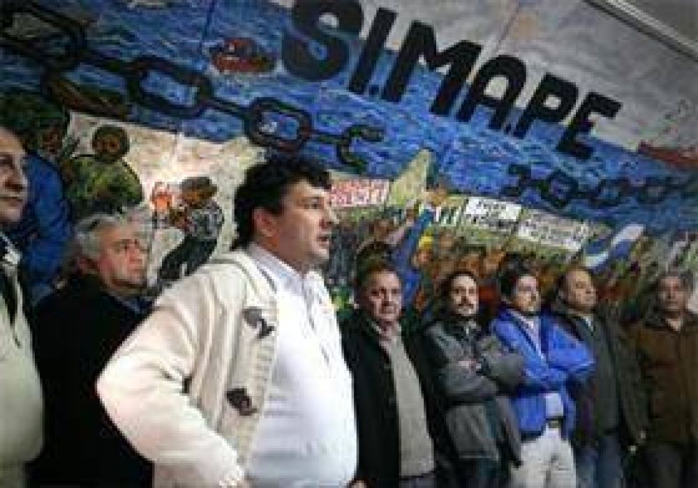 Sin apoyos pol�ticos el SIMAPE realiza una asamblea para decidir si levanta el paro