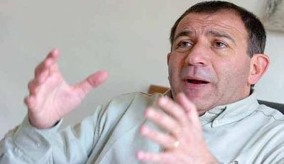 �Vamos a hacer una kerm�s para Jos� Manuel�.