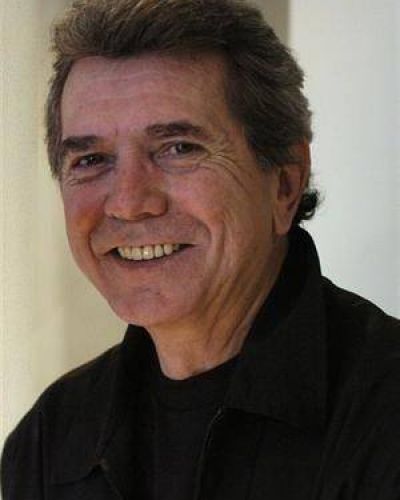 Se apag� una voz amable, culta y popular