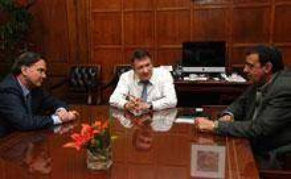 Yauhar, Lebed y Pichetto analizaron la situaci�n de la producci�n rionegrina
