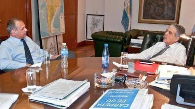 Buzzi se reuni� con las pymes y sindicatos afectados por la inactividad de Cerro Drag�n