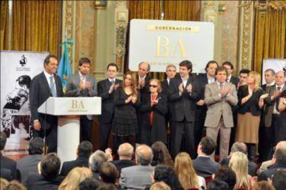 Scioli present� el Circuito Tur�stico Los caminos de Evita y Per�n