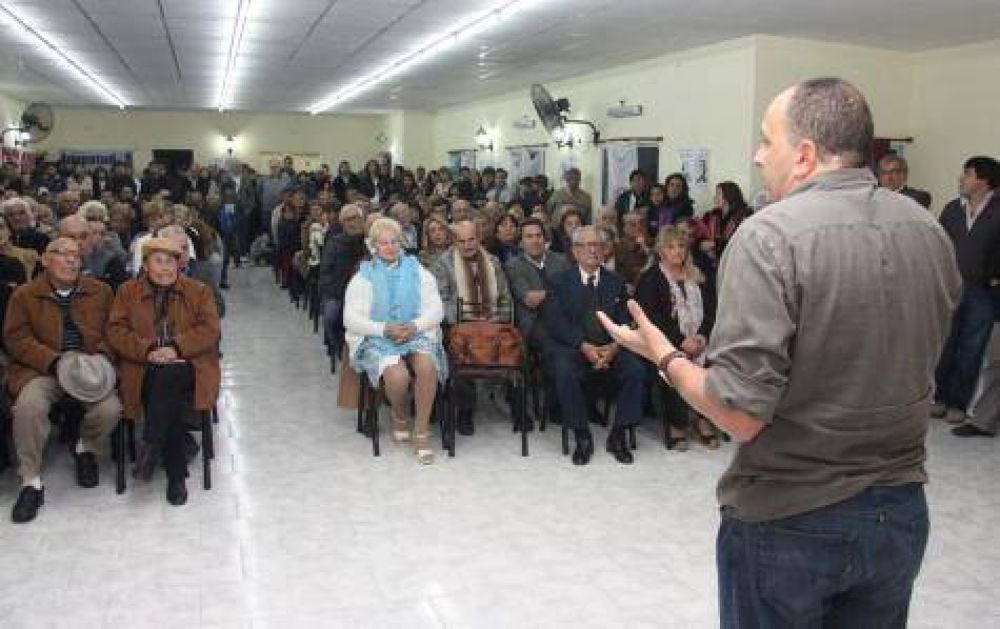El Partido Justicialista reconoci� la labor de militantes y dirigentes