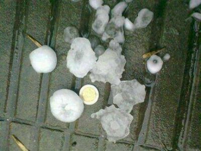 Fuerte tormenta de granizo y torrencial lluvia caus� importantes da�os en Gualeguaych�