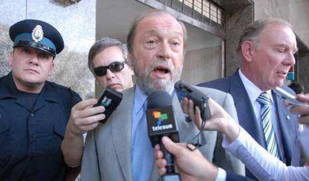 Agro y oposici�n resisten la eventual estatizaci�n del comercio de granos
