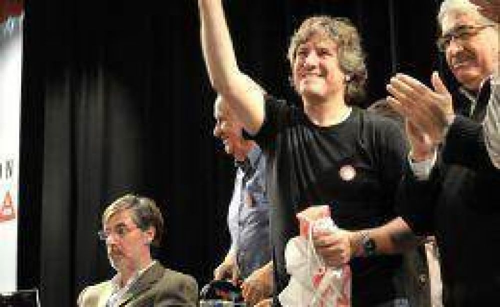 Boudou: "Hay sectores que quieren detener la transformaci�n del pa�s"