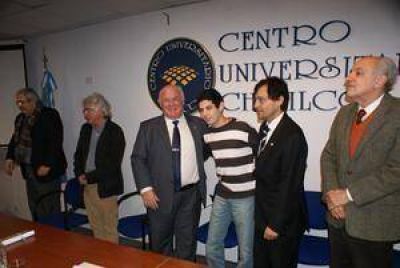 'Trabajamos para que en 2013 se pueda cursar 1� a�o de Ingenier�a en Chivilcoy' 
