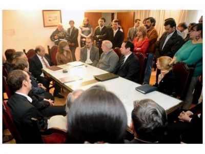 Entregaron aportes a municipios entrerrianos para el tratamiento de los residuos urbanos