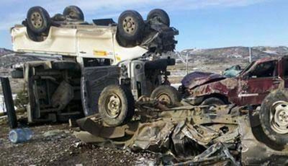 Seg�n el gobierno de Buzzi los Dragones contrataron delincuentes para causar los destrozos