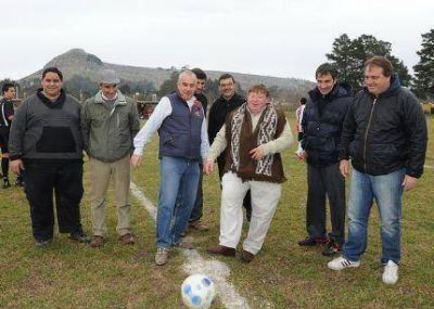 Dio comienzo el �Torneo 90� Aniversario de Liga de Futbol de Balcarce - Copa A�o del Cooperativismo�
