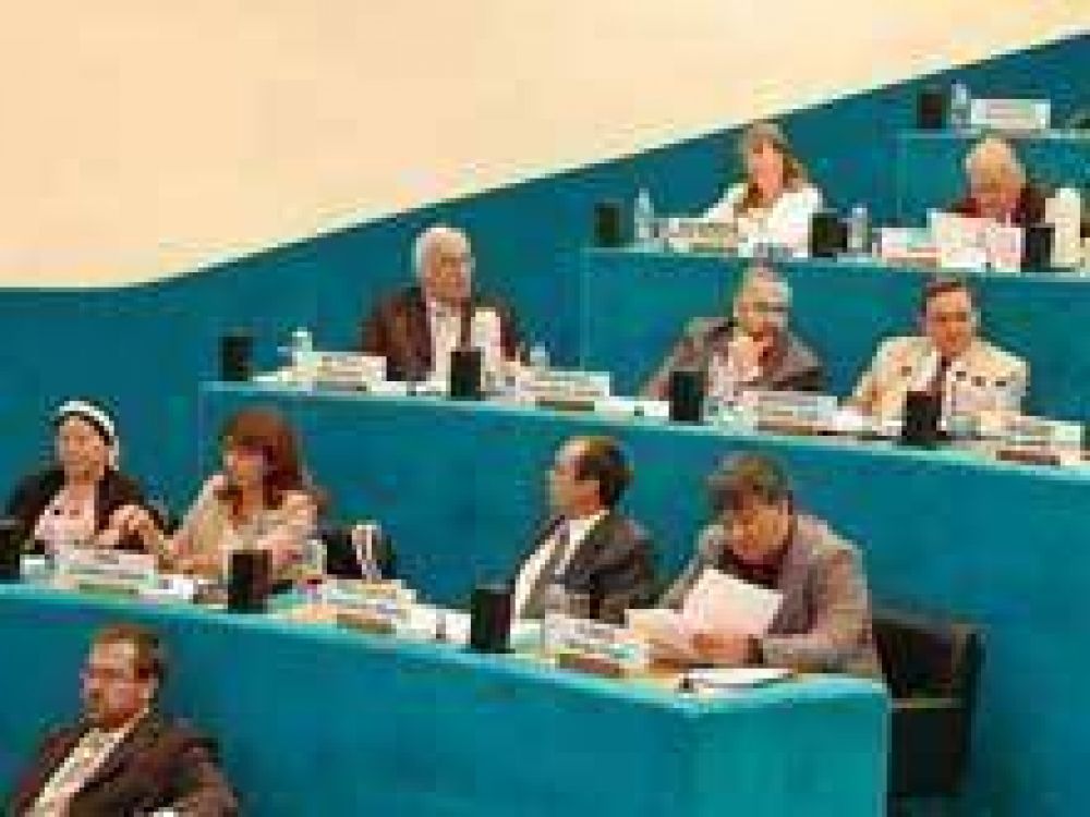 Pedido de informes por presuntas irregularidades en Ministerio de Turismo