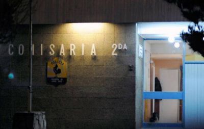 Polic�a de R�o Gallegos se suma a la medida de fuerza