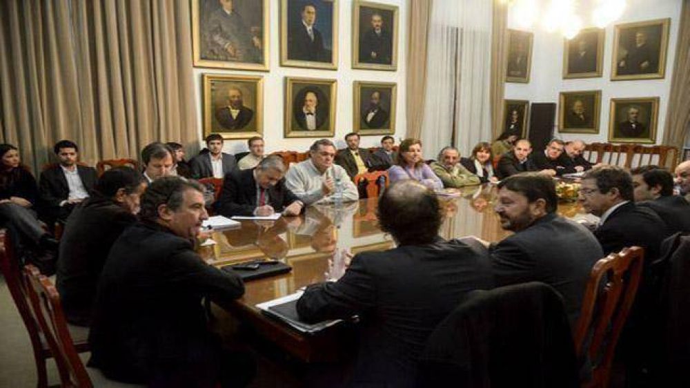 Cooperativas de la econom�a social podr�n ofrecer bienes y servicios al Estado