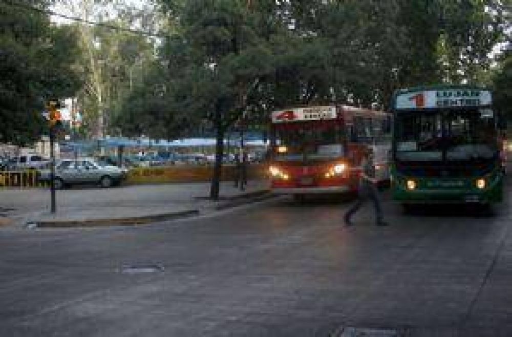 Asaltos y ataques con navajas cerca del Hospital Central