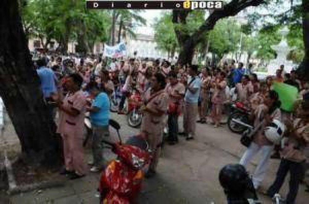 Los trabajadores de Shonko buscan reunirse con Educacin.