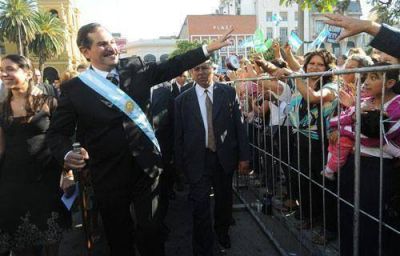 Fueron por la promesa de $ 20 y un s�ndwich.