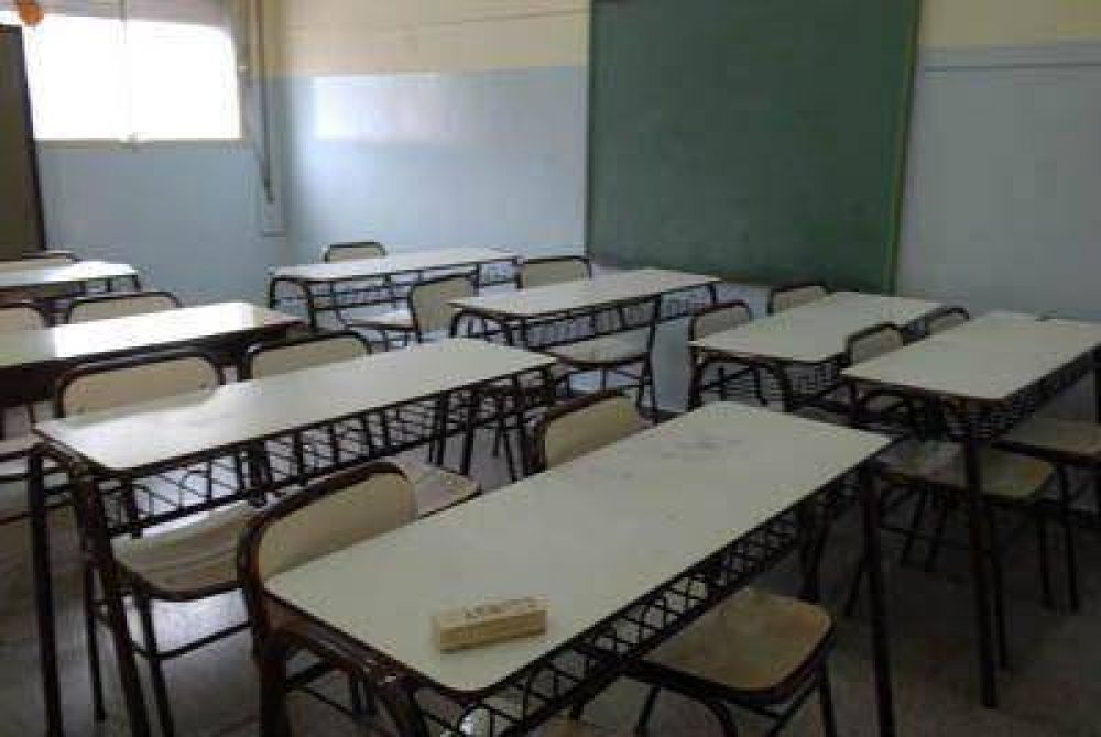 Comienza el ciclo lectivo con otro paro docente