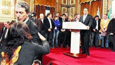 Apremiado, Scioli negocia para aprobar la emergencia econ�mica